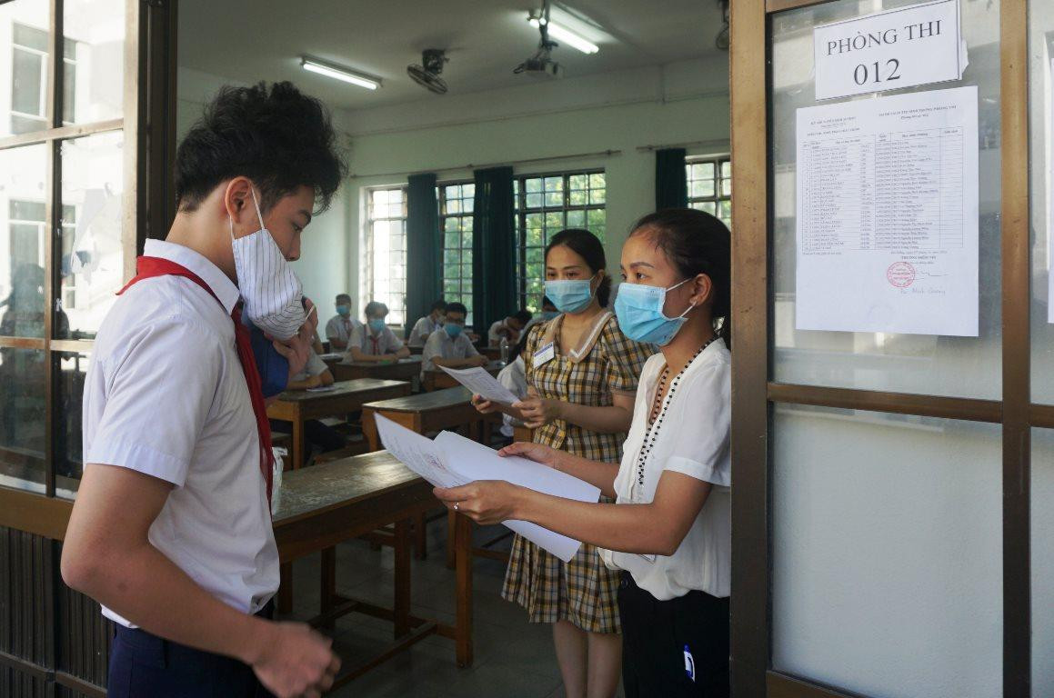Đà Nẵng sẽ tổ chức hai đợt thi tuyển sinh lớp 10 nếu tình hình dịch bệnh Covid-19 phức tạp. Ảnh: AN