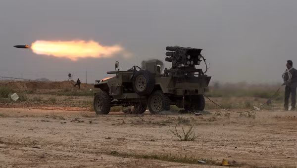 Lực lượng Iraq chiến đấu chống khủng bố IS gần thành phố Tirkit. Lực lượng Iraq chiến đấu chống khủng bố IS gần thành phố Tirkit.