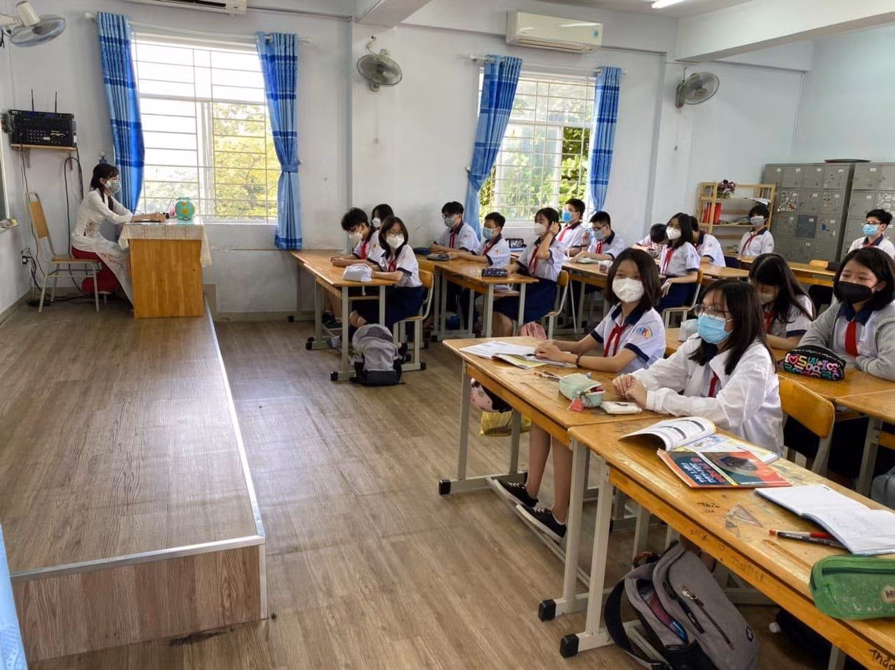 Học sinh trường Huỳnh Khương Ninh bắt đầu giờ học sau kỳ nghỉ tết dài ngày (ảnh: P.L)