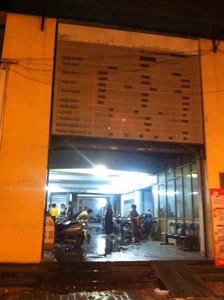 Không có thiệt hại nào về người và không có thiệt hại lớn về tài sản tại công ty. Không có thiệt hại nào về người và không có thiệt hại lớn về tài sản tại công ty.