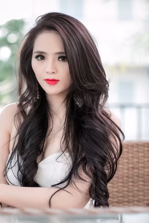 Lại Hương Thảo là thí sinh đại diện Việt Nam tham dự cuộc thi HHTG 2013 vừa qua