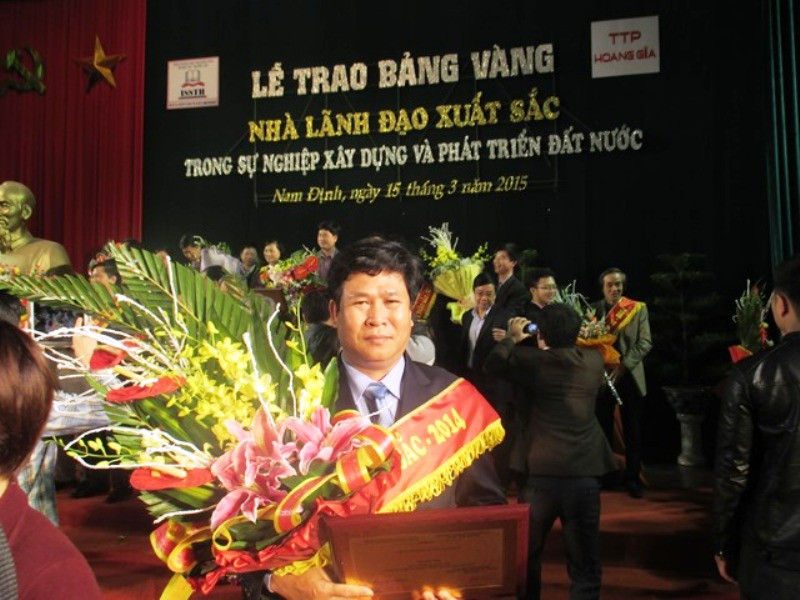 Ông Nguyễn Quyết Thắng được xác định là đã sử dụng kinh phí nhà trường để "mua danh hiệu" tự vinh danh bản thân. Ảnh trên website Trường cao đẳng nghề Quảng Nam