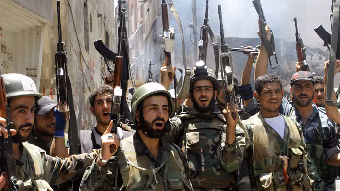 Iran cũng đã lên tiếng cho biết sẽ giúp đỡ chính phủ Assad huấn luyện binh sĩ chống lại các cuộc nổi dậy và các cuộc tấn công tiềm năng từ kẻ thù bên ngoài.
