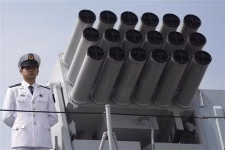 Báo cáo cũng đã trích dẫn một danh sách dài dằng dặc các phương pháp, trong đó có "gián điệp công nghiệp và kỹ thuật được nhà nước tài trợ để tăng trình độ công nghệ và chuyên môn có sẵn nhằm hỗ trợ nghiên cứu quân sự, phát triển và mua lại." Báo cáo cũng đã trích dẫn một danh sách dài dằng dặc các phương pháp, trong đó có "gián điệp công nghiệp và kỹ thuật được nhà nước tài trợ để tăng trình độ công nghệ và chuyên môn có sẵn nhằm hỗ trợ nghiên cứu quân sự, phát triển và mua lại."
