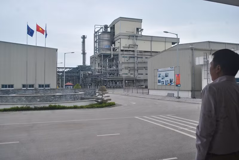 Tới thời điểm hiện tại, Nhà máy sản xuất xơ sợi polyester Đình Vũ (PVTex, Hải Phòng) là một dự án thua lỗ trầm trọng. ảnh: Mai Công Thành/Tuổi trẻ. Tới thời điểm hiện tại, Nhà máy sản xuất xơ sợi polyester Đình Vũ (PVTex, Hải Phòng) là một dự án thua lỗ trầm trọng. ảnh: Mai Công Thành/Tuổi trẻ.