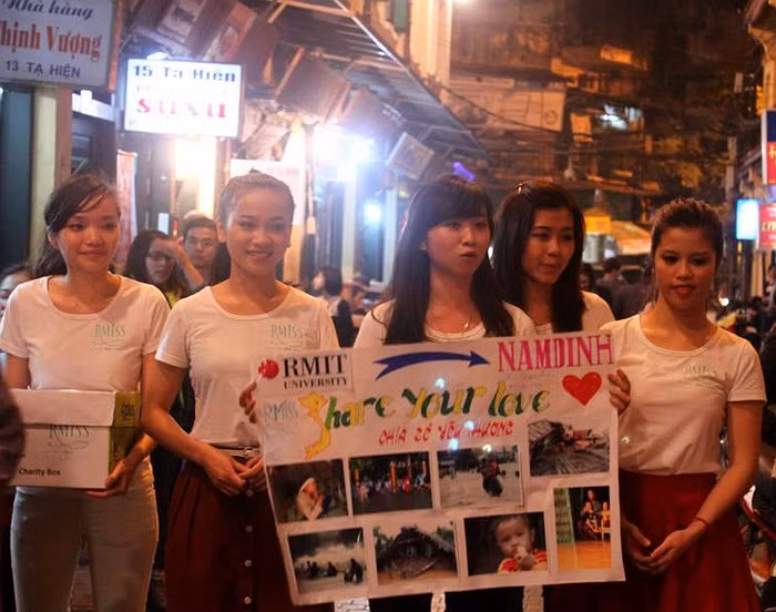 >> Ngôi sao Missteen Thảo My khiến cộng đồng mạng "nổi sóng" >> MISS CUXI VIỆT HUÊ KHOE DÁNG XINH >> Hotgirl Linh Hàn gợi cảm đón mùa đông về >> Nữ sinh Học viện Hành chính hóa thân thành thôn nữ xinh đẹp >> HOA KHÔI SINH VIÊN YÊU KIỀU BÊN "NGỰA SẮT" >> Vẻ đẹp căng tràn của Hoa khôi Missteen Diễm Trang >>Những mỹ nhân từng học tại trường "nhà giàu" RMIT >>Miss ĐH Sư phạm Hà Nội diện áo dài cực xinh >> Phát sốt vì 4 nữ giáo viên xinh đẹp >>Midu, Hà Min, Linh Hàn đọ dáng "nóng bỏng"
