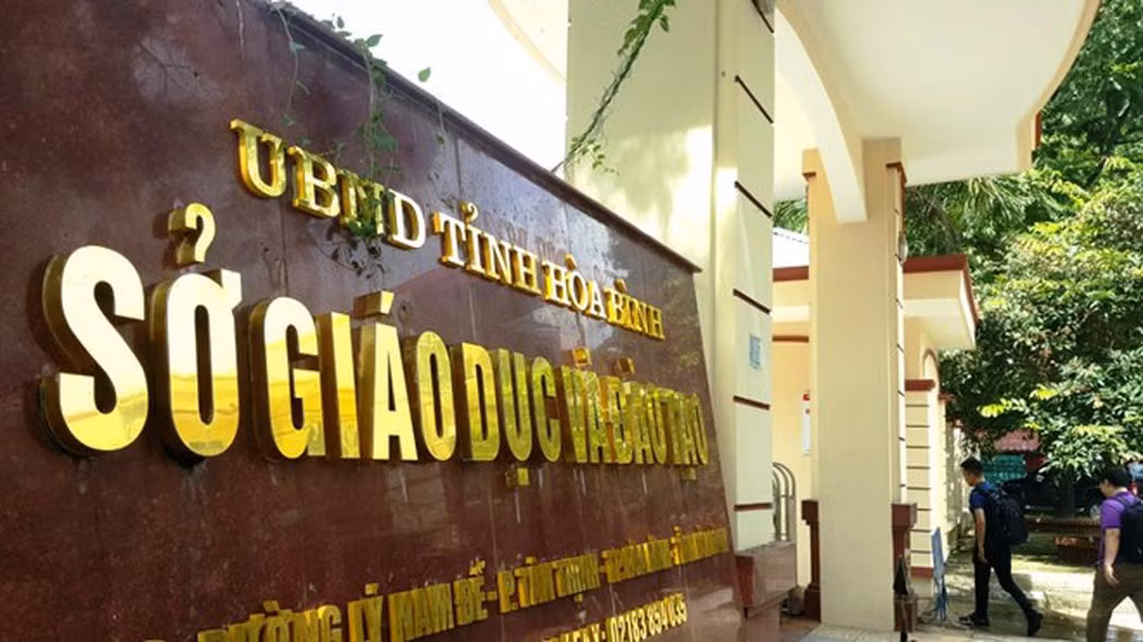 Bắt cựu Trưởng phòng An ninh chính trị Công an Hoà Bình vụ gian lận điểm thi