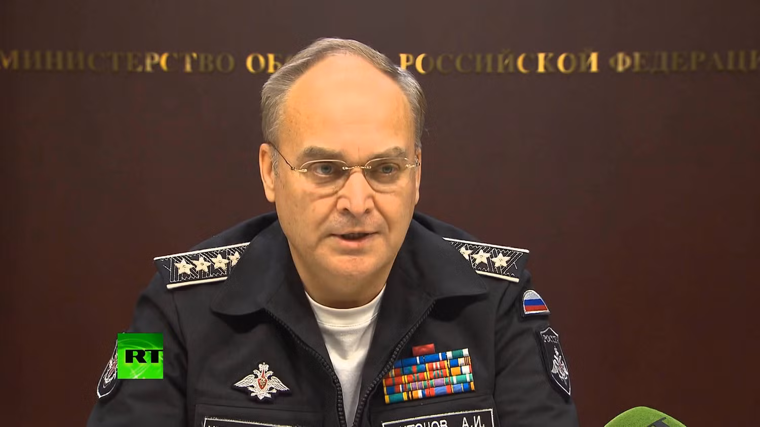 Thứ trưởng Quốc phòng Nga Anatoly Antonov. Thứ trưởng Quốc phòng Nga Anatoly Antonov.