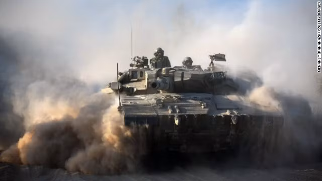 Quân đội Israel triển khai tại Gaza. Quân đội Israel triển khai tại Gaza.