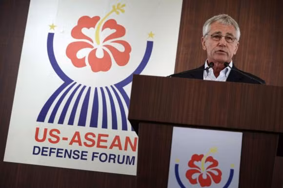 Bộ trưởng Quốc phòng Mỹ Chuck Hagel