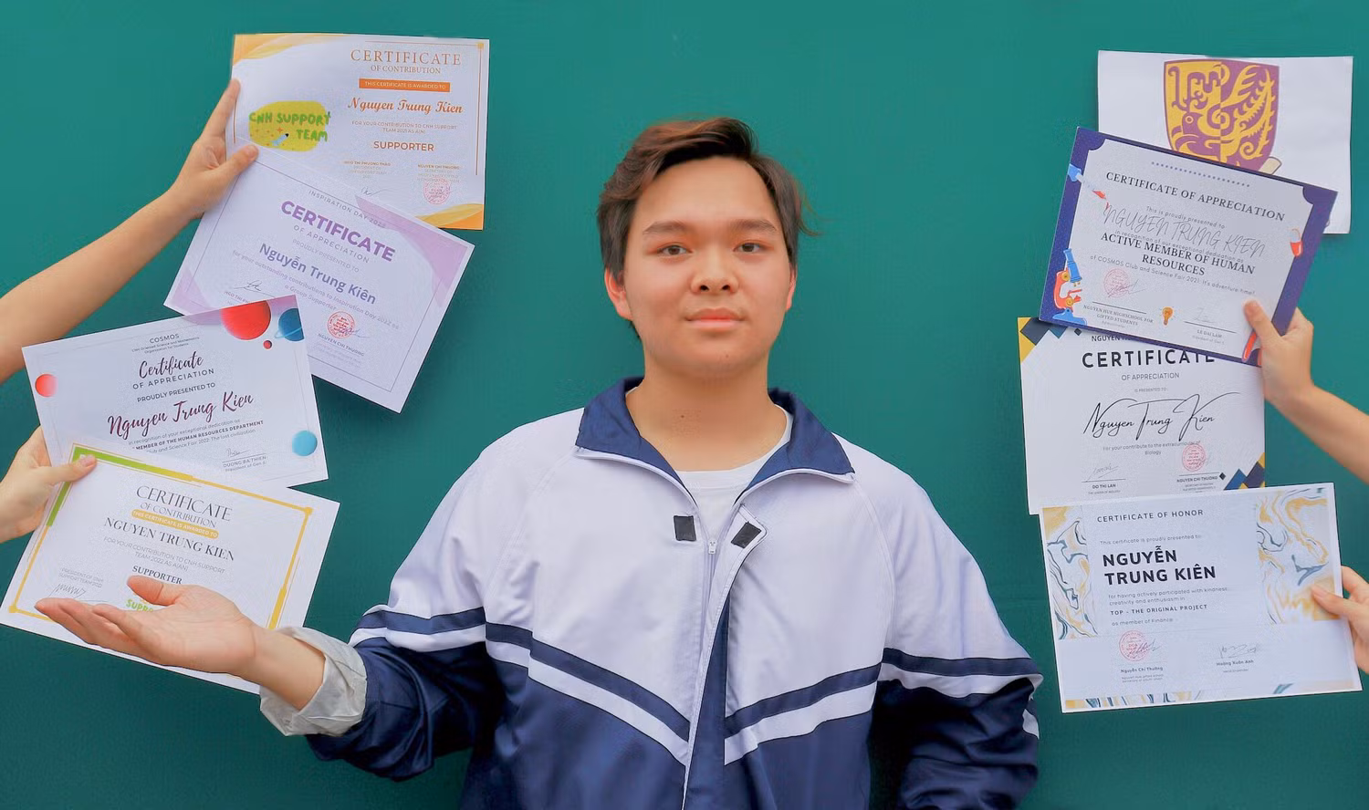 Nguyễn Trung Kiên luôn nỗ lực giành được nhiều thành tích cao trong học tập, hoạt động ngoại khóa (Ảnh: NVCC).