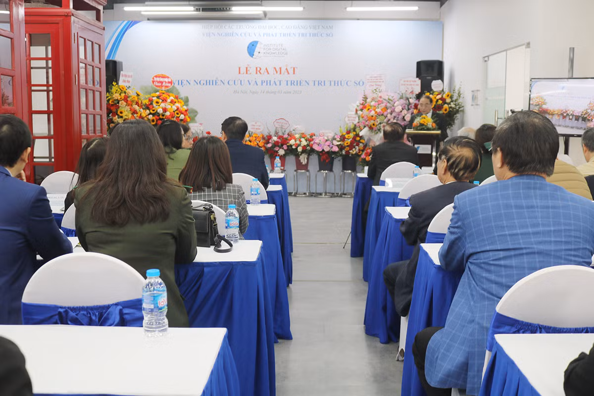 Toàn cảnh buổi lễ ra mắt Viện Nghiên cứu và Phát triển Tri thức số. Ảnh: DN
