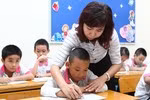 Việc thực hiện giảng dạy chương trình, sách giáo khoa mới ở lớp 1 đã cận kề (Ảnh minh họa: TTXVN)