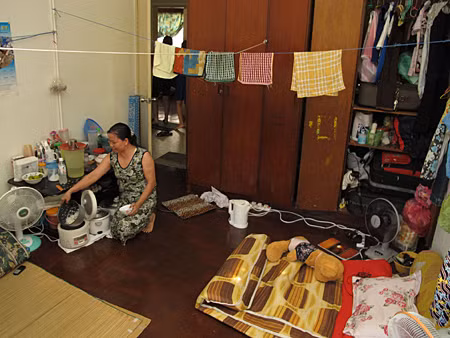 Bên trong khu trọ mà các nữ lao động Việt Nam từng ở tại đường Tull, George Town tại Penang. Ảnh: Yeoheng Nean. Bên trong khu trọ mà các nữ lao động Việt Nam từng ở tại đường Tull, George Town tại Penang. Ảnh: Yeoheng Nean.