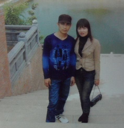 Vợ chồng anh Hùng thuở còn mặn nồng. Ảnh gia đình cung cấp