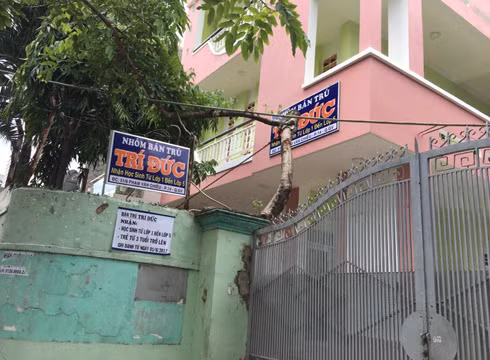 Và cuối cùng là nhóm bán trú Trí Đức với bảng quảng cáo khiêm tốn nhất so với cơ sở khác (ảnh: P.L)