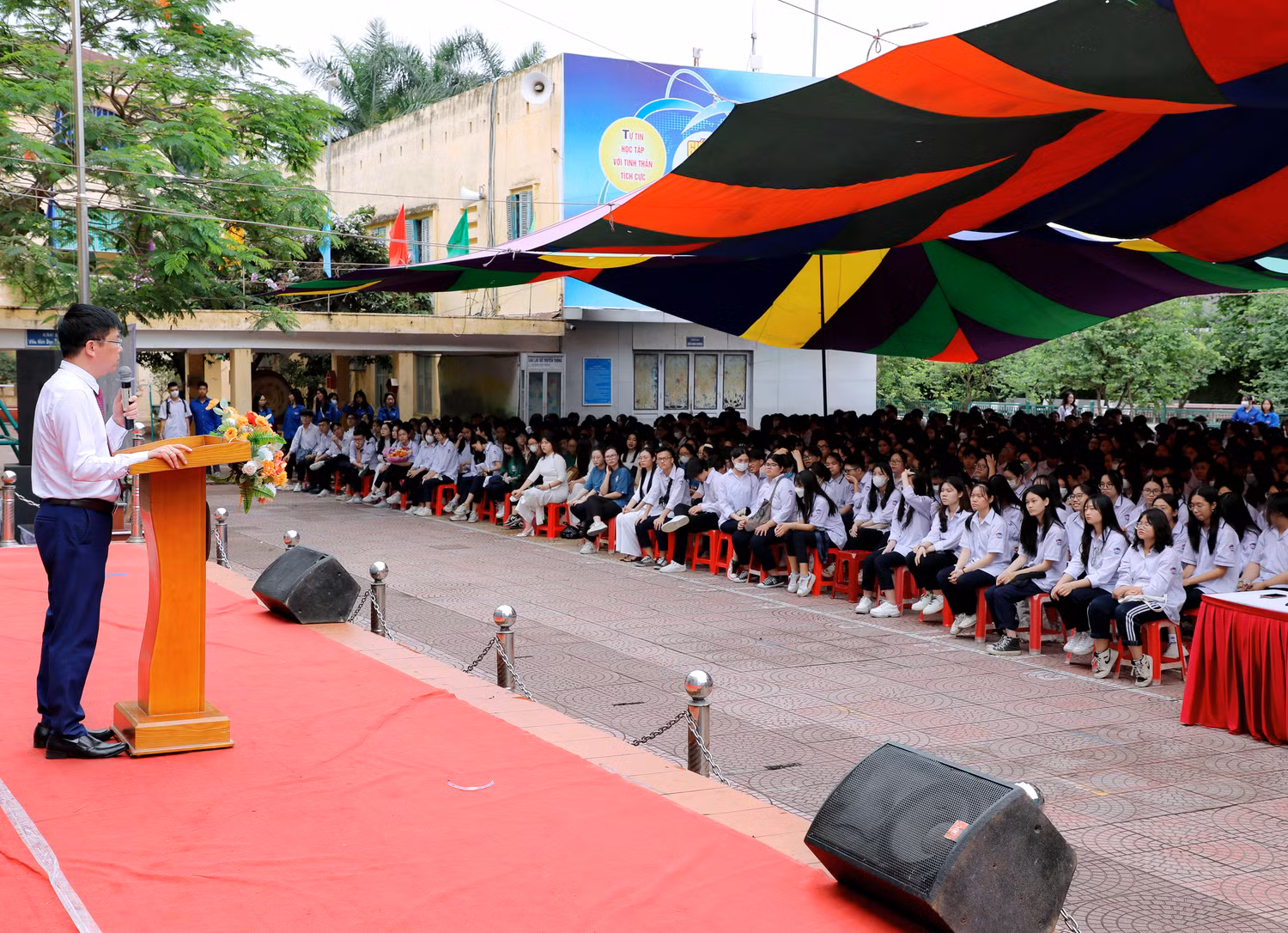 4 điều tâm huyết thầy Hiệu trưởng nhắn nhủ học sinh trước khi rời xa trường ảnh 2