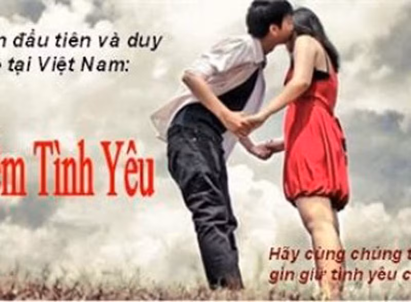 8. Bảo hiểm tình yêu Để tham gia dịch vụ bảo hiểm tình yêu, điều kiện đầu tiên là phải có người yêu. Phí cho dịch vụ này vào khoảng 600.000 đồng đến 3 triệu đồng, tùy theo mức độ chắc chắn của độ bền tình cảm. Người tham gia phải cung cấp đầy đủ các thông tin cơ bản như tên, tuổi, ảnh (riêng và chung của hai người); địa chỉ, email, điện thoại... Những giữ liệu này giúp công ty thực hiện các dịch vụ trong suốt quá trình bảo hiểm tình yêu. 8. Bảo hiểm tình yêu Để tham gia dịch vụ bảo hiểm tình yêu, điều kiện đầu tiên là phải có người yêu. Phí cho dịch vụ này vào khoảng 600.000 đồng đến 3 triệu đồng, tùy theo mức độ chắc chắn của độ bền tình cảm. Người tham gia phải cung cấp đầy đủ các thông tin cơ bản như tên, tuổi, ảnh (riêng và chung của hai người); địa chỉ, email, điện thoại... Những giữ liệu này giúp công ty thực hiện các dịch vụ trong suốt quá trình bảo hiểm tình yêu.