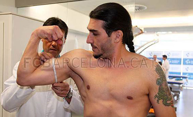 Thủ môn Jose Pinto. Thủ môn Jose Pinto.