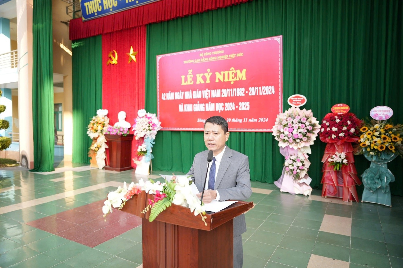 tran-minh-duc-cd-viet-duc-2343-7673.jpg