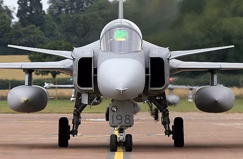 Máy bay JAS-39 Gripen do Thụy Điển chế tạo Máy bay JAS-39 Gripen do Thụy Điển chế tạo
