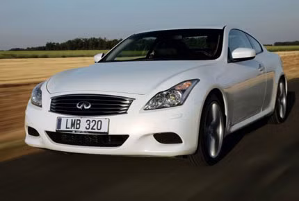 10. Infiniti G37 Động cơ: 3.7L V6 Công suất cực đại: 330 mã lực Thời gian tăng tốc từ 0-96 km/h: 5.8 giây Mức tiêu thụ nhiên liệu: 12.38 L/100 km nội thành và 8.71 L/100 km xa lộ 10. Infiniti G37 Động cơ: 3.7L V6 Công suất cực đại: 330 mã lực Thời gian tăng tốc từ 0-96 km/h: 5.8 giây Mức tiêu thụ nhiên liệu: 12.38 L/100 km nội thành và 8.71 L/100 km xa lộ
