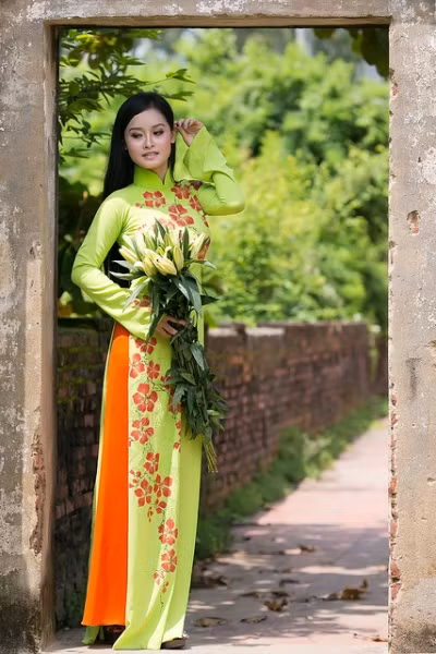 Cảm nhận về bộ ảnh mới của nhiếp ảnh Bigcom, Thùy Dương chia sẻ " Đây là bộ ảnh em rất hài lòng bởi em nhìn thấy được sự yên bình khi chụp tại một làng nghề cổ, trong những ngõ nhỏ mang một nét cổ xưa, trầm mặc, rất sâu sắc..." <<HOT GIRL ĐH PHƯƠNG ĐÔNG RẠNG NGỜI ĐÓN TRUNG THU <<TEEN MODEL AN PHƯƠNG "BIẾN HÓA" VỚI STYLE DỄ THƯƠNG <<VẺ ĐẸP THÁNH THIỆN CỦA NỮ SINH THPT NGUYỄN TẤT THÀNH <<HOT GIRL ĐH CÔNG NGHIỆP HÀ NỘI ĐẸP TINH KHÔI TRONG NẮNG MAI