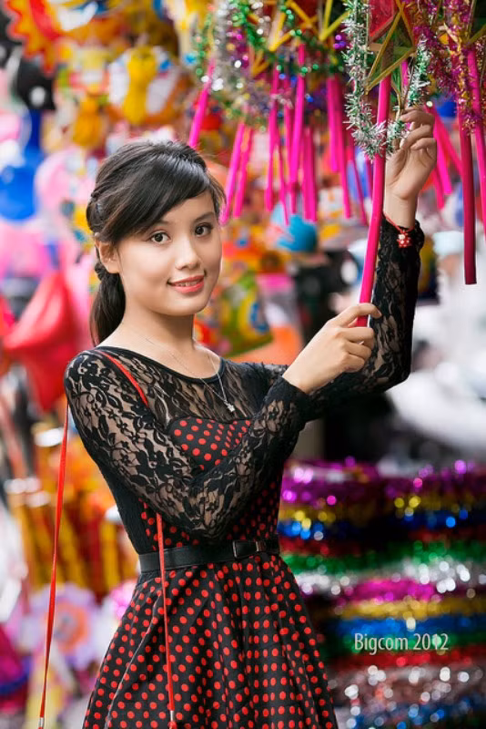 Câu châm ngôn yêu thích của Trang "cuộc sống là một điều kì diệu và bạn là một phần của cuộc sống, vì vậy đừng ngại ngần sống hết mình ngày hôm nay" <<HOA KHÔI CÁC TRƯỜNG ĐẠI HỌC <<NGÔI SAO HỌC ĐƯỜNG <<VẺ ĐẸP TRONG SÁNG CỦA NỮ SINH ĐH MỸ THUẬT CÔNG NGHIỆP HÀ NỘI <<VẺ ĐẸP THÁNH THIỆN CỦA NỮ SINH THPT NGUYỄN TẤT THÀNH Câu châm ngôn yêu thích của Trang "cuộc sống là một điều kì diệu và bạn là một phần của cuộc sống, vì vậy đừng ngại ngần sống hết mình ngày hôm nay" <<HOA KHÔI CÁC TRƯỜNG ĐẠI HỌC <<NGÔI SAO HỌC ĐƯỜNG <<VẺ ĐẸP TRONG SÁNG CỦA NỮ SINH ĐH MỸ THUẬT CÔNG NGHIỆP HÀ NỘI <<VẺ ĐẸP THÁNH THIỆN CỦA NỮ SINH THPT NGUYỄN TẤT THÀNH