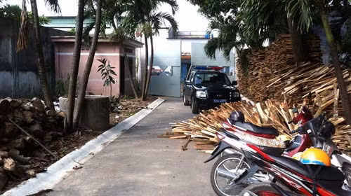 "Đột vòm" biệt thự, bắn vào đầu người làm khi bị phát hiện ảnh 1 Trộm biệt thự, rút súng bắn người làm, Tin tức trong ngày,