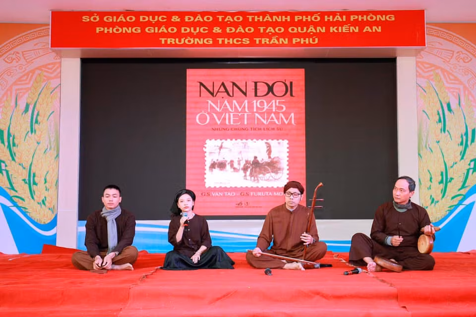 Kết quả hoạt động trải nghiệm được ghi vào hồ sơ học tập của học sinh ảnh 2