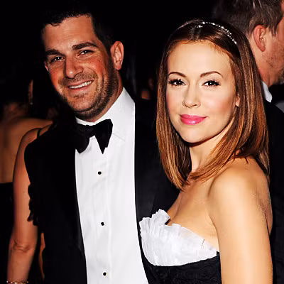 Nữ phù thủy Phoebe của "Phép thuật" Alyssa Milano và chồng David Bugliari đã chào đón sự ra đời của bé trai Milo Thomas Bulgliari hồi tháng 9 năm ngoái.