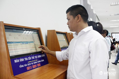 Chính phủ vừa ban hành Nghị quyết 106/NQ-CP thông qua đề nghị xây dựng Nghị định thực hiện thủ tục hành chính trên môi trường điện tử. (Ảnh minh họa: Infonet.vn) Chính phủ vừa ban hành Nghị quyết 106/NQ-CP thông qua đề nghị xây dựng Nghị định thực hiện thủ tục hành chính trên môi trường điện tử. (Ảnh minh họa: Infonet.vn)
