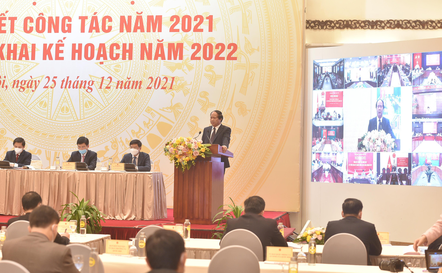 Phó Thủ tướng Chính phủ Lê Văn Thành phát biểu chỉ đạo Hội nghị triển khai kế hoạch năm 2022 của Bộ Giao thông vận tải. Ảnh: VGP/Đức Tuân Phó Thủ tướng Chính phủ Lê Văn Thành phát biểu chỉ đạo Hội nghị triển khai kế hoạch năm 2022 của Bộ Giao thông vận tải. Ảnh: VGP/Đức Tuân