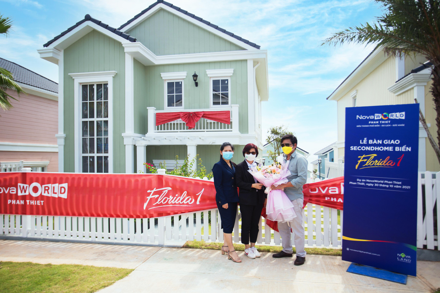 Nhờ tốc độ xây dựng ổn định, NovaWorld Phan Thiet đã hoàn thiện khu second home đầu tiên để khách hàng có thể đến đây du lịch dịp cuối năm. (Ảnh: Lễ bàn giao second home Florida 1)
