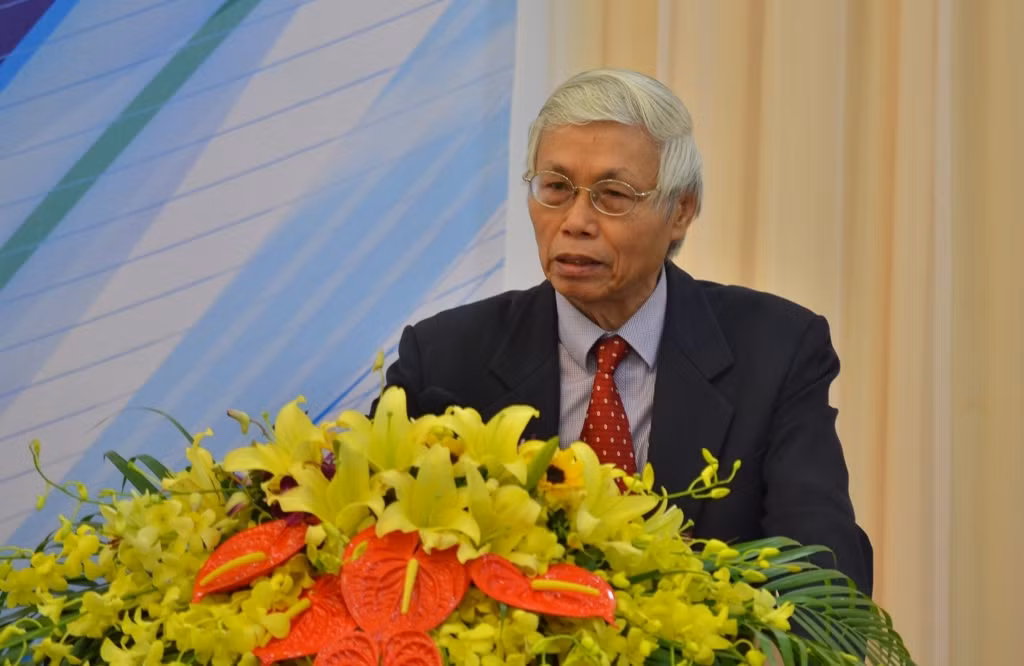 PGS.TS Lê Văn Truyền nguyên Thứ trưởng Bộ Y tế phát biểu tại hội thảo PGS.TS Lê Văn Truyền nguyên Thứ trưởng Bộ Y tế phát biểu tại hội thảo