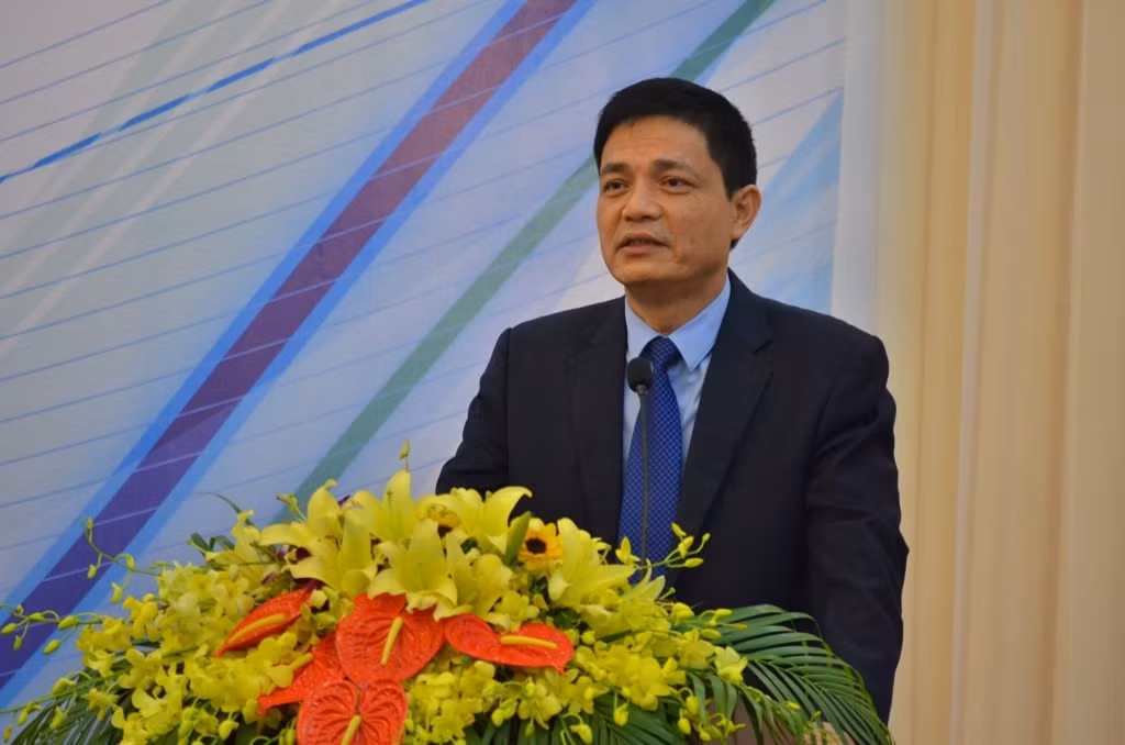 Theo TS. Nguyễn Thanh Phong sẽ không vội vàng áp dụng GMP trong sản xuất thực phẩm chức năng nhằm tránh thiệt hại cho cơ sở sản xuất mới. Theo TS. Nguyễn Thanh Phong sẽ không vội vàng áp dụng GMP trong sản xuất thực phẩm chức năng nhằm tránh thiệt hại cho cơ sở sản xuất mới.
