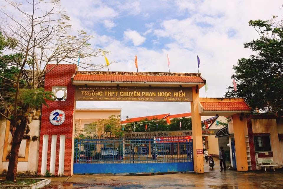 Trường trung học phổ thông chuyên Phan Ngọc Hiển, thành phố Cà Mau, tỉnh Cà Mau (ảnh minh họa: Vietnamnet)