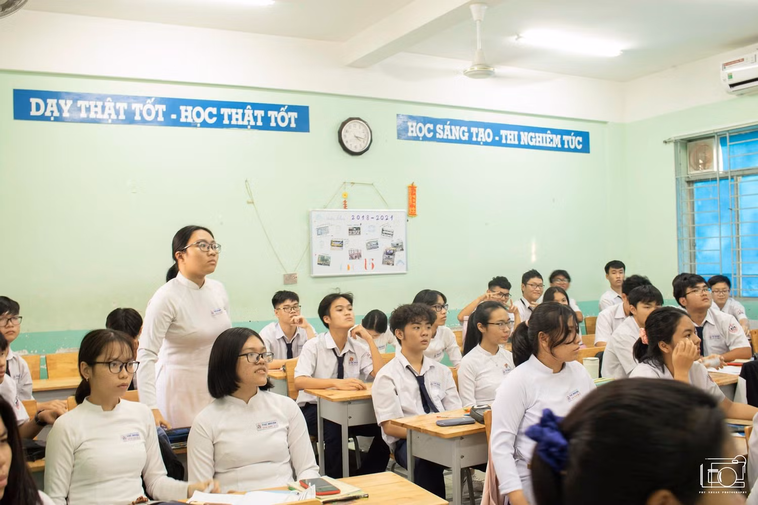 Học sinh lớp 12 trường Phú Nhuận trong giờ học (ảnh minh họa trước đợt dịch: NTCC) Học sinh lớp 12 trường Phú Nhuận trong giờ học (ảnh minh họa trước đợt dịch: NTCC)
