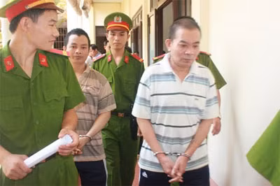 37 năm tù cho hai cha con hiếp dâm bé gái ảnh 1 37 năm tù cho hai cha con hiếp dâm bé gái ảnh 1