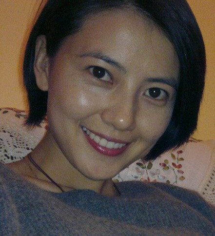 Khi không có lớp trang điểm che khuất thì Cao Viên Viên không còn trẻ trung như mọi người vẫn nghĩ.