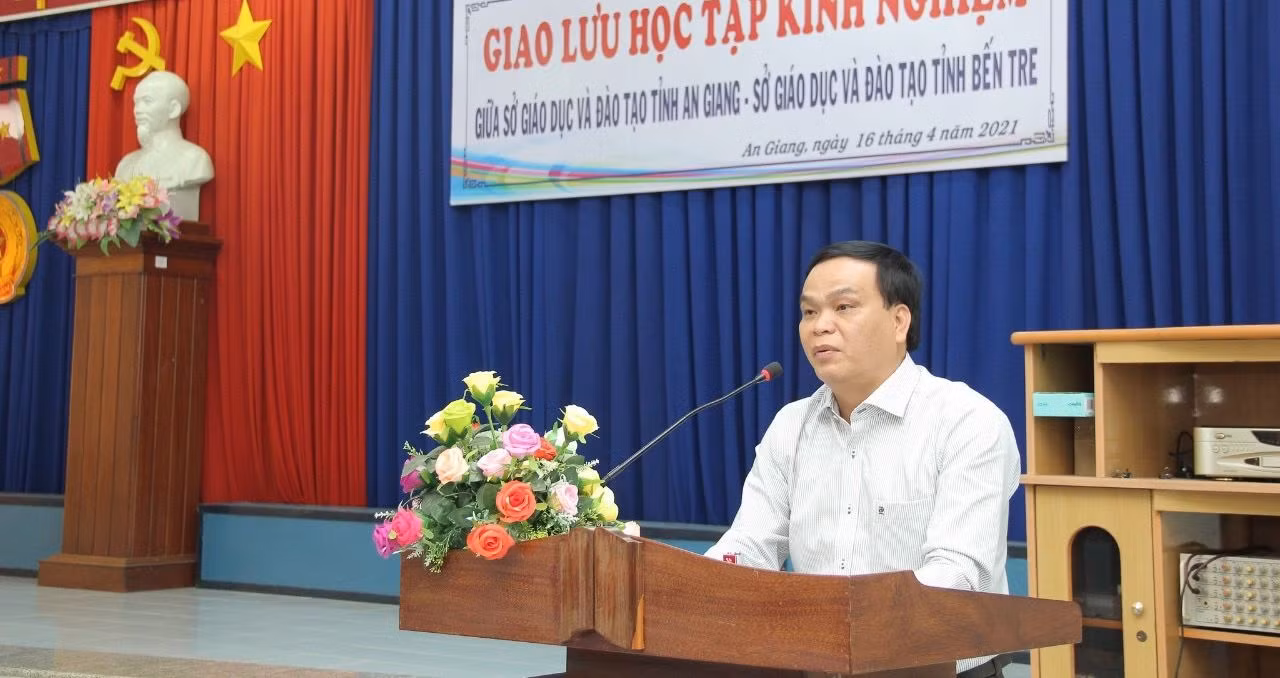 Tiến sĩ Võ Văn Luyến - Phó Giám đốc Sở Giáo dục và Đào tạo tỉnh Bến Tre. Ảnh: NVCC