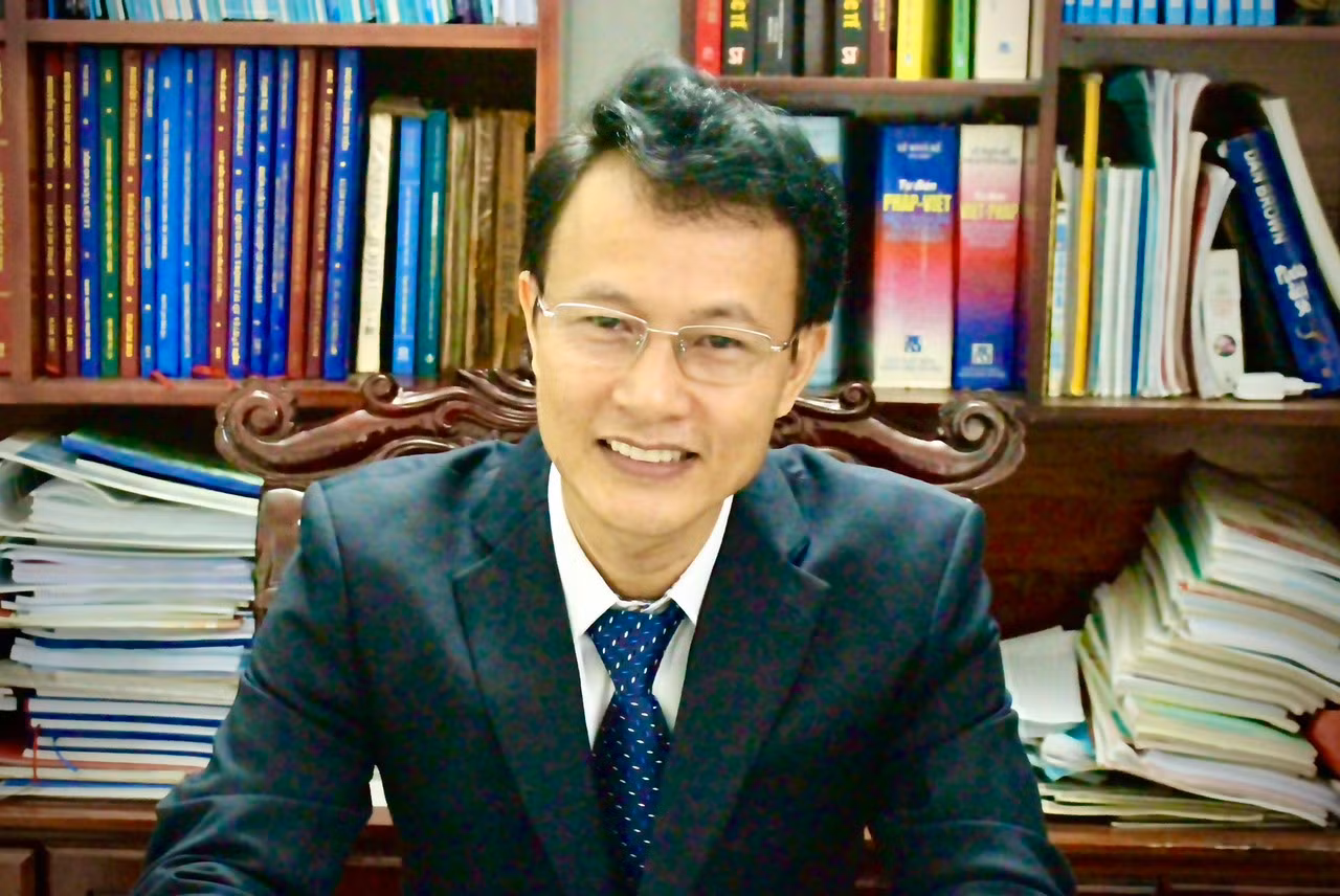 Phó Giáo sư, Tiến sĩ Ngô Hữu Phước - Phó Trưởng khoa phụ trách Khoa Luật kinh tế, Trường Đại học Kinh tế - Luật (Đại học Quốc gia Thành phố Hồ Chí Minh). Ảnh: NVCC.
