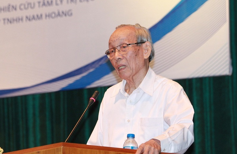 Theo Giáo sư Trần Hồng Quân: “Tự chủ là yếu tố quan trọng vì suy cho cùng tự chủ chính là một giải pháp mở” (Ảnh: Thùy Linh) Theo Giáo sư Trần Hồng Quân: “Tự chủ là yếu tố quan trọng vì suy cho cùng tự chủ chính là một giải pháp mở” (Ảnh: Thùy Linh)