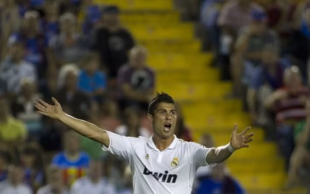 Nhưng không dễ để CR7 ghi được bàn thắng.