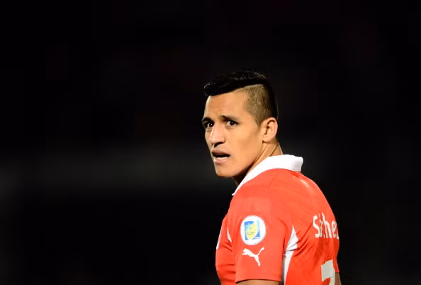 Chelsea đang lên kế hoạch chiêu mộ tiền đạo đang thất sủng ở Barca Alexis Sanchez. Chelsea đang lên kế hoạch chiêu mộ tiền đạo đang thất sủng ở Barca Alexis Sanchez.