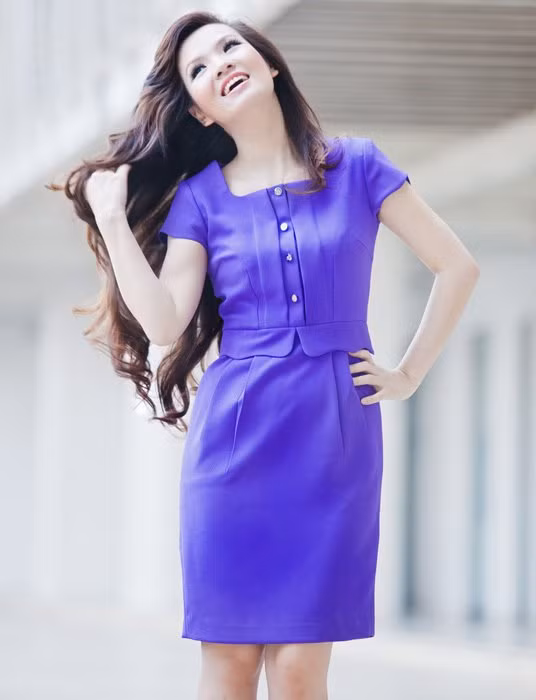 Đan Lê sở hữu một nụ cười tươi xinh và rạng rỡ. Đan Lê sở hữu một nụ cười tươi xinh và rạng rỡ.