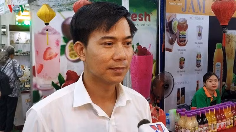 Ông Đỗ Hoàng Thạch, Giám đốc Công ty cổ phần Xúc tiến thương mại nông nghiệp Việt Nam phân tích những điểm yếu trong chuỗi liên kết cung cầu.