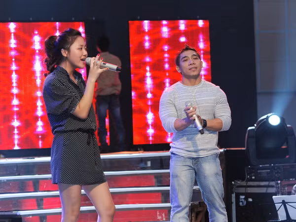 Xuất hiện một số cặp đôi bị loại từ những tuần trước đó như: cặp của Phạm Văn Mách – Văn Mai Hương...