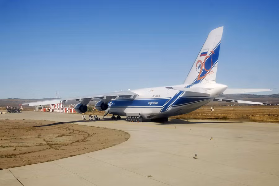 Các máy bay trực thăng này đã được đưa lên vận tải cơ An-124-100 của hãng hàng không Volga-Dnepr để bàn giao lại cho Peru.