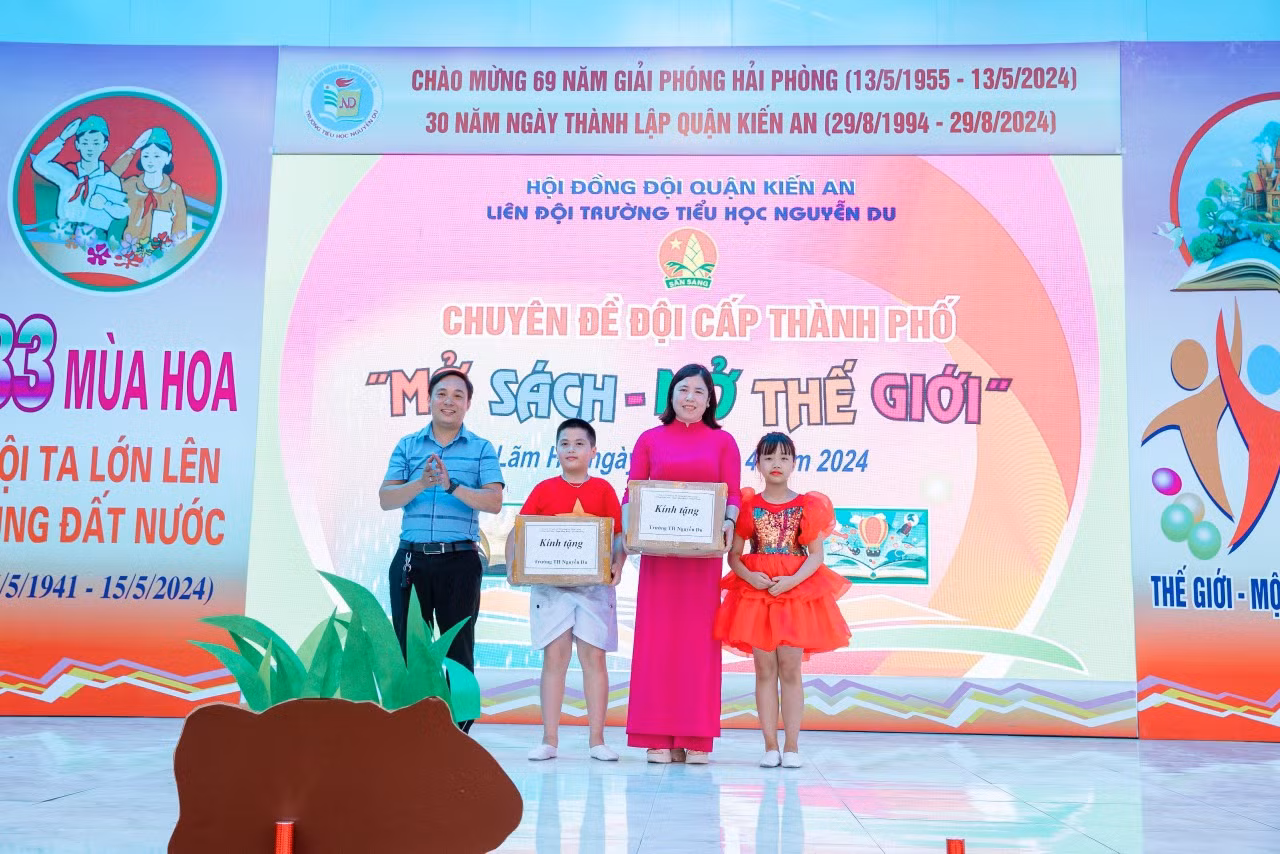 GDVN_doc-sach-th-nguyen-du-7.jpg